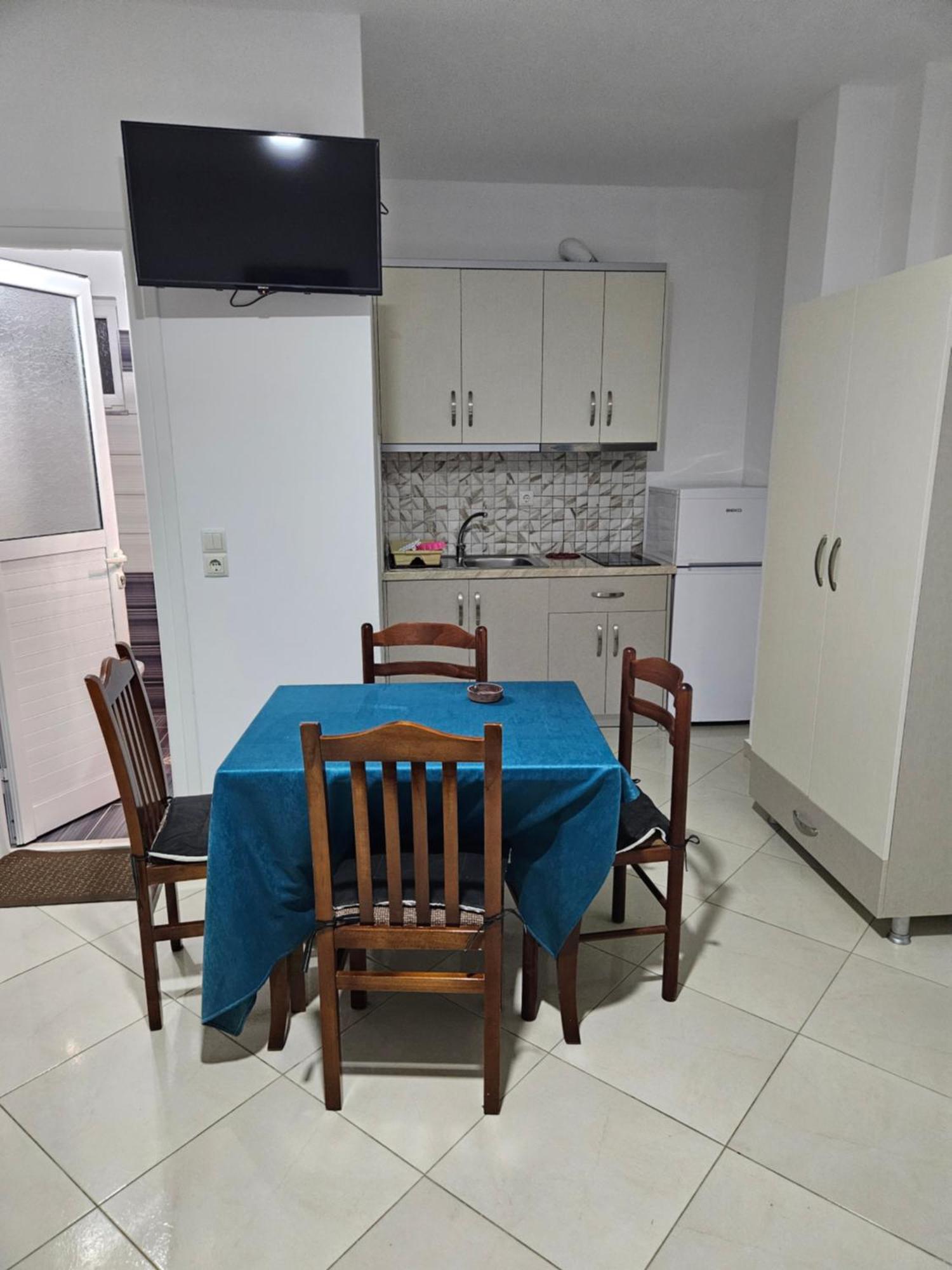 Ylli Mance Apartments Ksamil Chambre photo