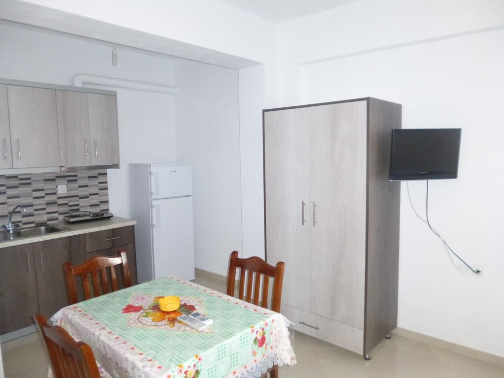 Ylli Mance Apartments Ksamil Chambre photo